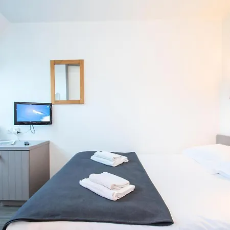 Appartement Chamois Blanc - 2 Pieces Pour 4 Personnes 694 *